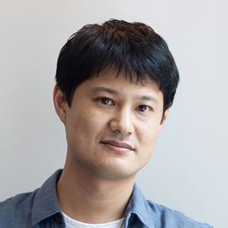 三枝亮介