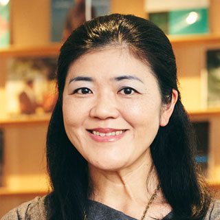 由尾 瞳