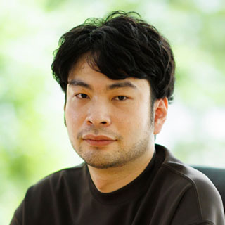小川哲